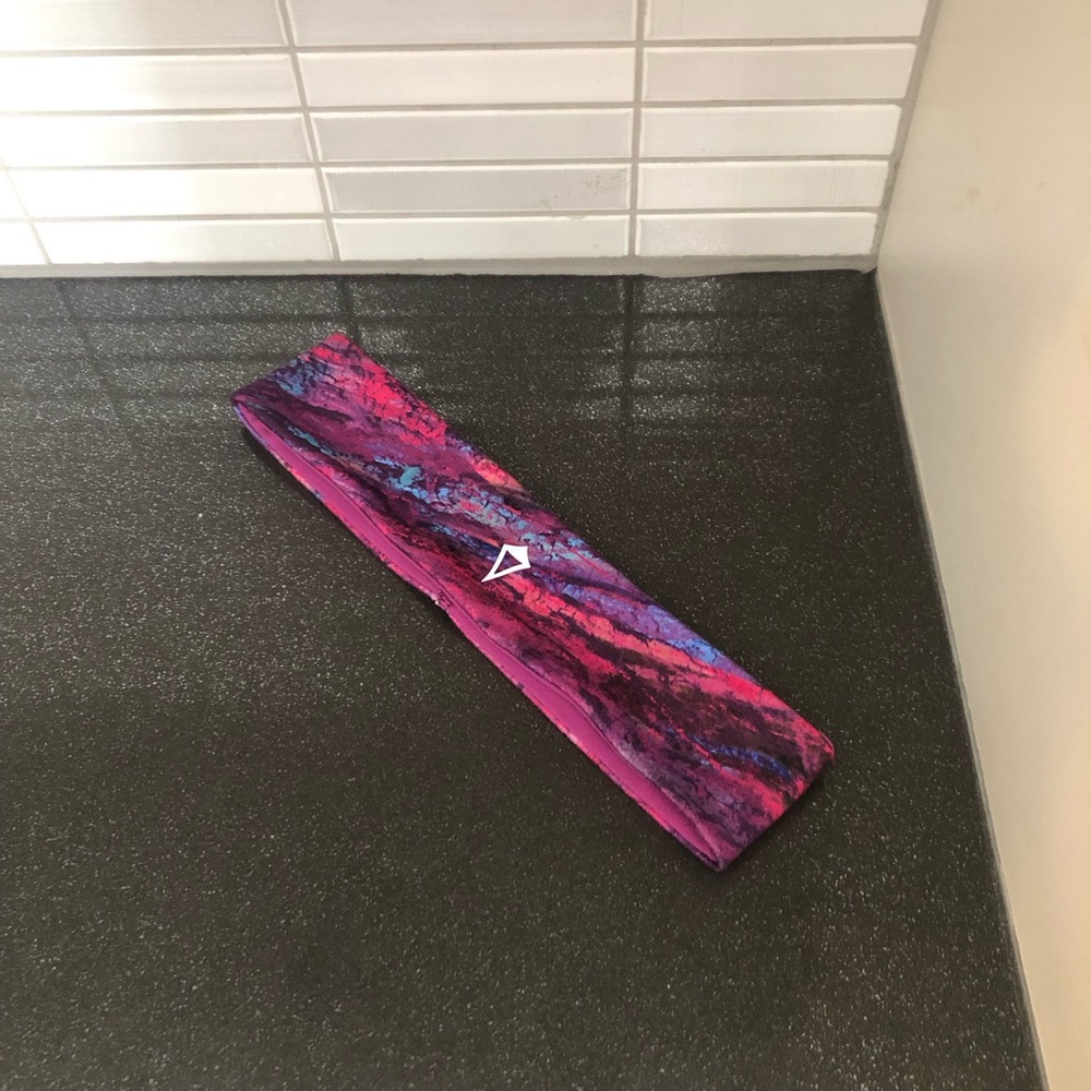 EUC Ivivva by Lululemon reversible girl’s headband